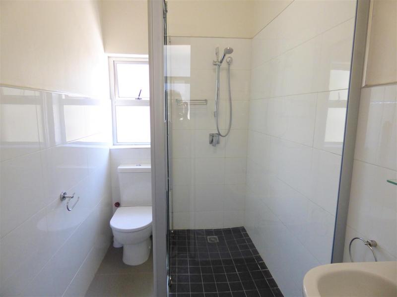 To Let 3 Bedroom Property for Rent in Green Point Western Cape